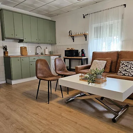 Holiday home La Orquidea De *